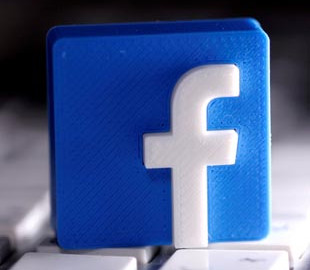 Facebook стежить за користувачами через додатки-прокладки та Netflix: як і навіщо це робить соцмережа