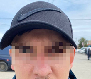 В Одесской области задержали иностранца, который фотографировал блокпосты военных