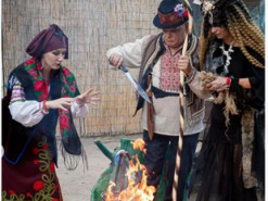 "Згинь нечиста сила": в Одеському зоопарку знищили зомбі-армію ворога, а самого "путіна" спалили