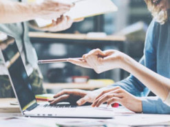 Бесплатный курс для инвалидов: В Украине создали програму для трудоустройства граждан в IT