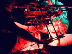 Безшумний рятівник: у поліції показали, як Vampire постачає боєприпаси, їжу й воду на фронт