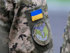 Чи можуть вручати повістки посеред вулиці та на блокпостах - відповідь юриста