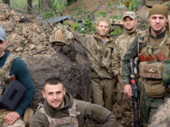 "В их глазах и душах ясность": Залужный показал лица героев, на которых держится Украина