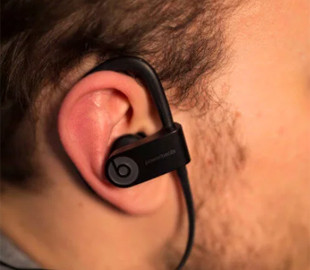 Apple показала, как выглядят новые Powerbeats 4