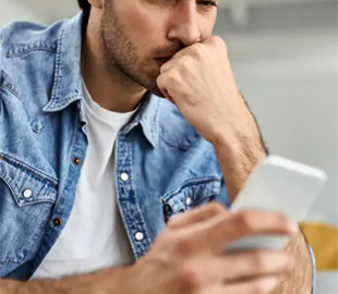 Почне "зависати" і не тільки: що буде, якщо перестати оновлювати смартфон