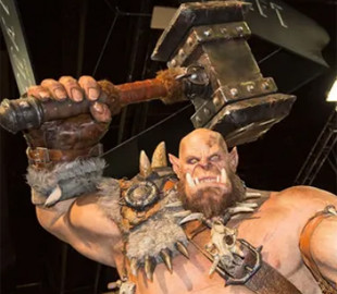 Фанат киберспорта сделал несколько операций ради схожести с монстром из игры