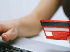 Псевдопокупець ошукав чернівчанку та зняв з її картки 70 тис. грн