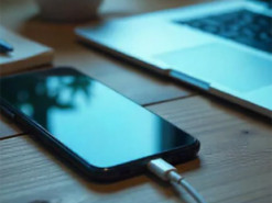 Як зберегти заряд смартфона надовго: чотири прості способи
