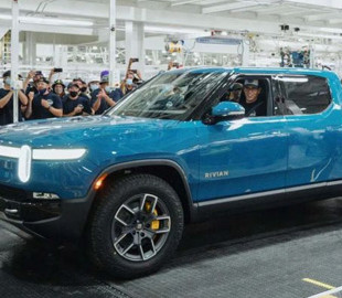 Rivian удалось выпустить в первом квартале 2553 электромобиля