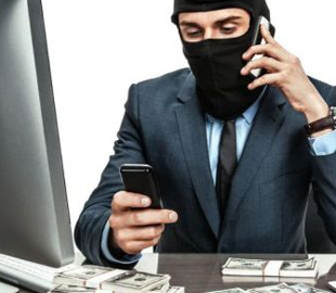 Жінка хотіла заробити в інтернеті та втратила майже 180 тисяч гривень