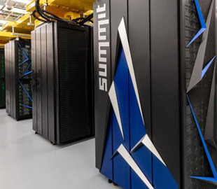 Самый быстрый в мире суперкомпьютер выявил соединения, которые могут остановить коронавирус