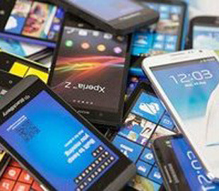 Російські мобільні оператори починають торгувати вживаними телефонами через санкції