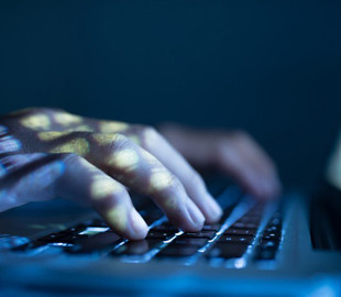 Полиция Израиля: участились случаи вымогательства денег у возможных посетителей порносайтов