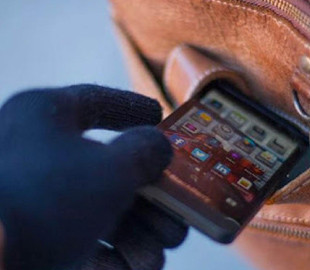 34-річний мешканець Славутчини постане перед судом за крадіжку мобільного телефону