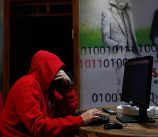 Интернет становится критически враждебным