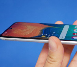 Samsung Galaxy A30 и A70 получают новое обновление