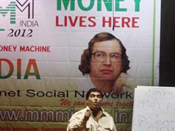 Отдохнули и хватит: Сергей Мавроди неожиданно «воскрес» и начал писать в социальных сетях