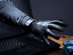 У Глухові шахрай нажився на жінці, що продавала речі через інтернет-сайт