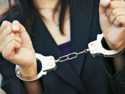 У Харкові затримали путінську прихильницю: працювала в окупаційній адміністрації та збирала данину