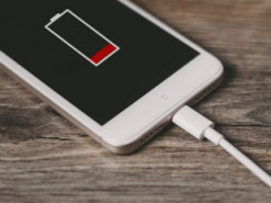 Пять ошибок при зарядке смартфона: что ускорит поломку устройства