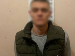 Чоловік знайшов загублений жінкою телефон та перерахував собі з нього 30 тисяч гривень