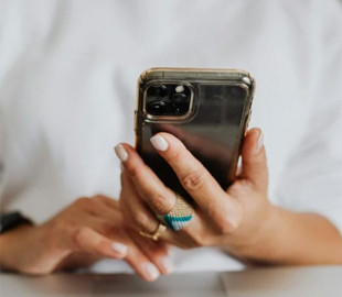 Фото мільйонів людей в Instagram могли використати в Meta: що відомо про скандал