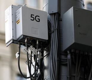 В России сожгли вышку 5G из-за "угрозы коронавируса"