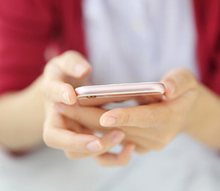 Тысячи платных интимных фото и видео девушек оказались в открытом доступе