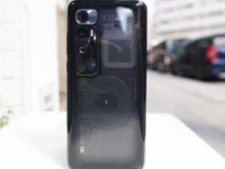 Флагман Xiaomi сравнялся с iPhone по плавности работы