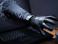 Предлагают компенсацию: украинцев предупредили о новом мошенничестве в сети