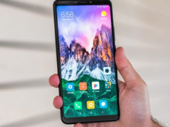 Старый смартфон Xiaomi получил MIUI 12