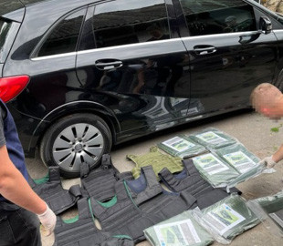 Псевдоволонтер із Житомирщини заробив на небезпечних бронежилетах 800 тисяч - СБУ