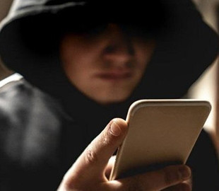 Хотів продати шини: інтернет-шахраї ошукали чоловіка на дев'ять тисяч гривень