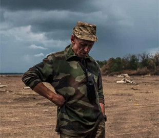 "Це не Голівуд, а реальність": у ЗСУ показали кадри із американською M777 на передовій. Фото