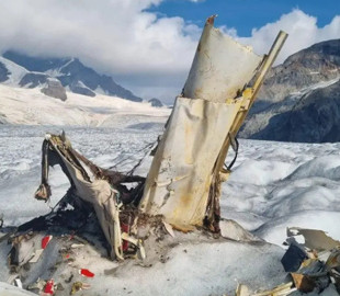 У Швейцарії на льодовику знайшли уламки літака, що розбився в 1968 році