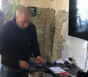 СБУ розсекретила групу хакерів, які підробляли документи на майно для рейдерських захоплень