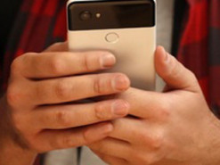 Google перенесет производство смартфонов за пределы Китая