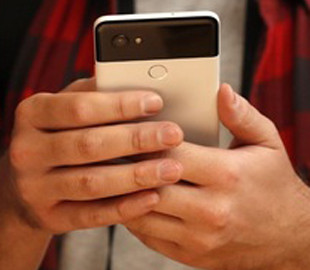 Google перенесет производство смартфонов за пределы Китая