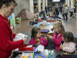 МОН розробило ​алгоритм дій для вчителів у разі повітряної тривоги під час занять