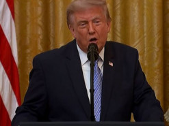 Трамп погрожує позбавити ліцензій телеканали, які не показали його промову