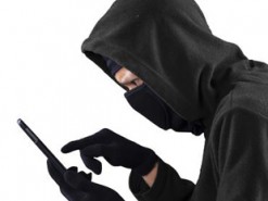 Даже без PIN-кода: мошенники придумали новый способ "обчищать" карточки украинцев