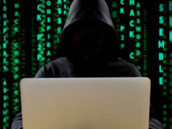 Хакер частично заморозил сеть EOS и похитил $110 тысяч в игре EOSPlay