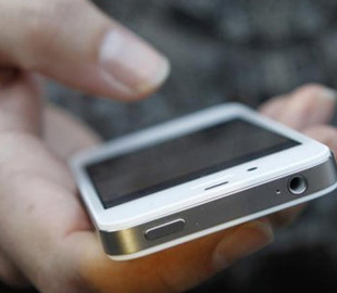 Мошенники пообещали мужчине бесплатный Интернет и лишили денег