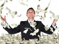 По данным сайта ГНС 8 тыс. украинцев официально являются мллионерами