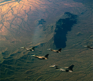 Американські розробники інтегрували революційну систему РЕБ в українські винищувачі F-16