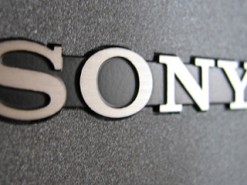 Флагман Sony с двойной камерой на рендере