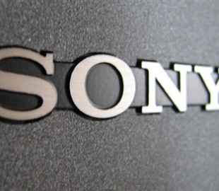 Флагман Sony с двойной камерой на рендере