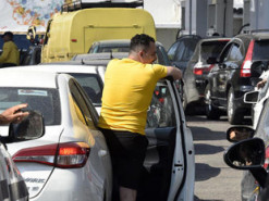 Украинцы смогут следить за наличием бензина на АЗС через Telegram-бот