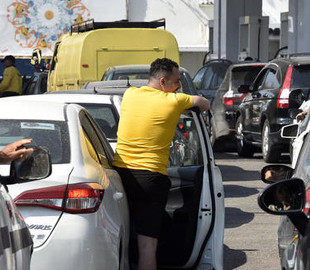 Украинцы смогут следить за наличием бензина на АЗС через Telegram-бот