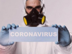 Apple закрывает магазины по всему миру